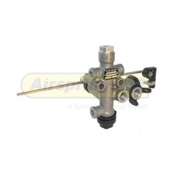LOAD LEVELLING VALVE - RENAULT SCANIA