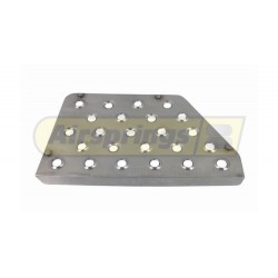 MAN LOWER STEP TREAD PLATE - RH