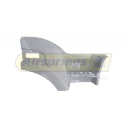 IVECO RH STEPWING WITH LOCKER HANDLE HOLE (WHITE)