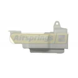 MAN LH LOWER DOOR HINGE COVER