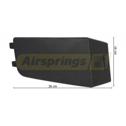 VOLVO RH MIDDLE BUMPER INSERT